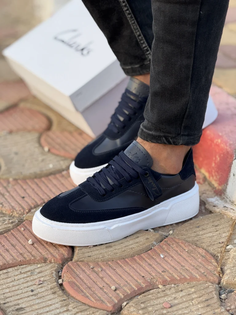 clarks-bleu